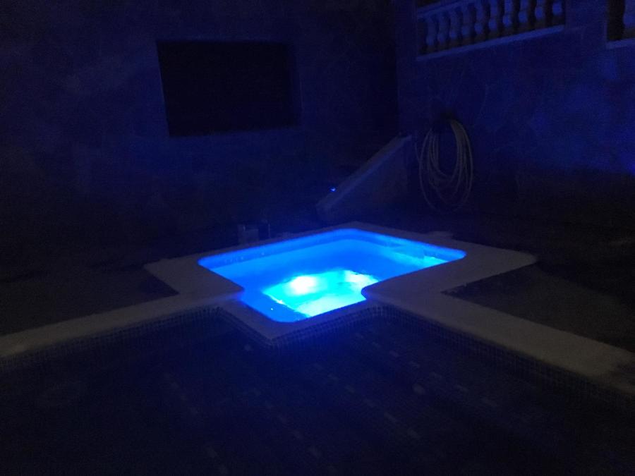 Iluminación RGB del SPA.