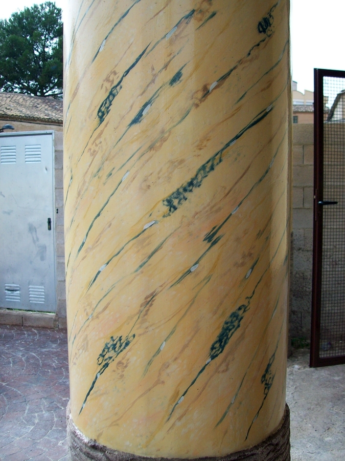 Imitación en columna