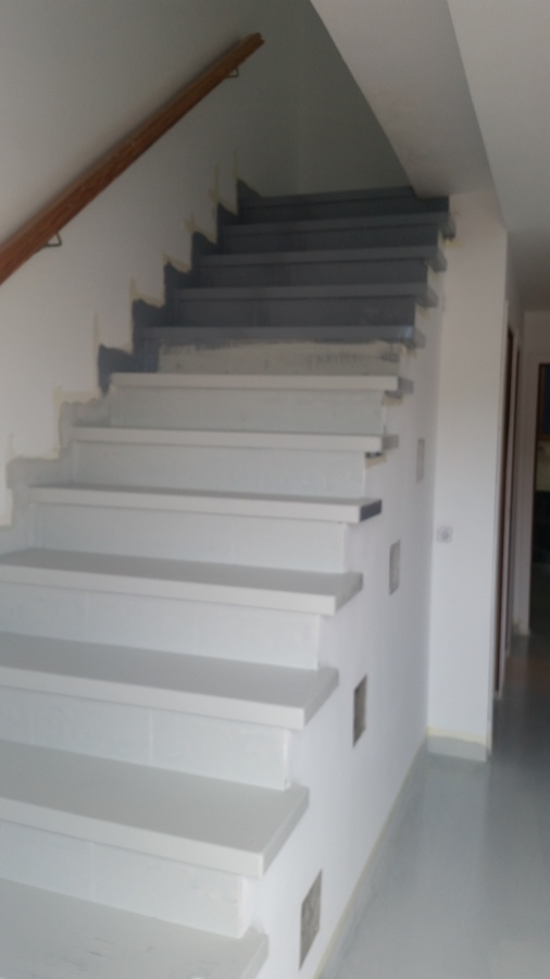 Imprimación antes de aplicar la resina epoxi 