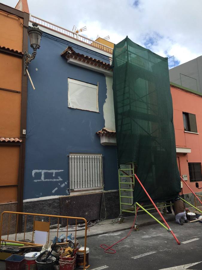 Imprimación y pintura.