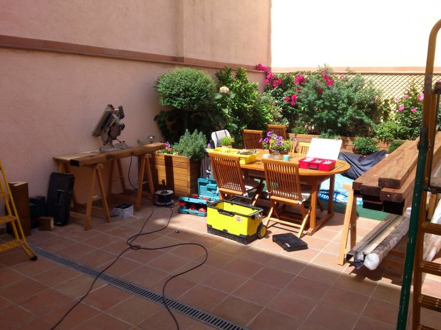 Iniciamos montaje de pérgola en Mataró