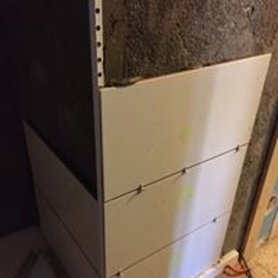 INICIO DE ALICATADO CON CANTONERA ENBELLECEDORA DE ALUMINIO