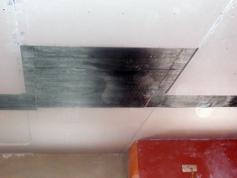 Insonorización de techo y medianera de Restaurante .