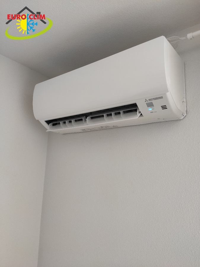 INSTALACION DE AIRE ACONDICIONADO MITSUBISHI