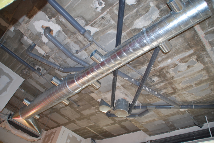 INSTALACIÓN DE CONDUCTOS