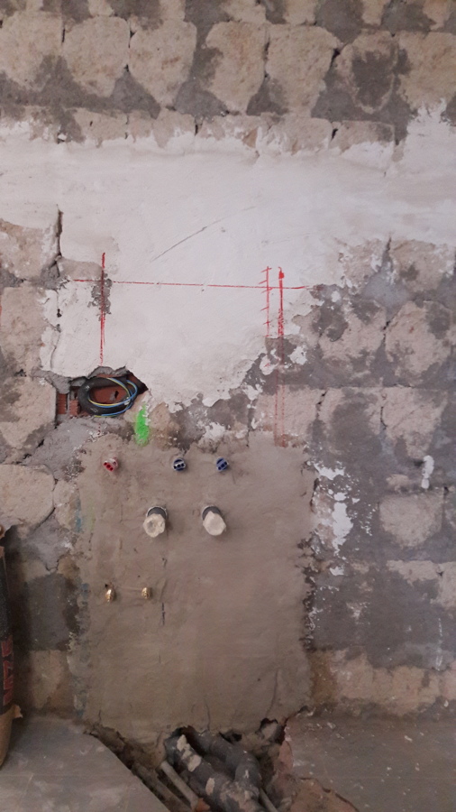 Instalación de fontanería y calefacción en reforma.