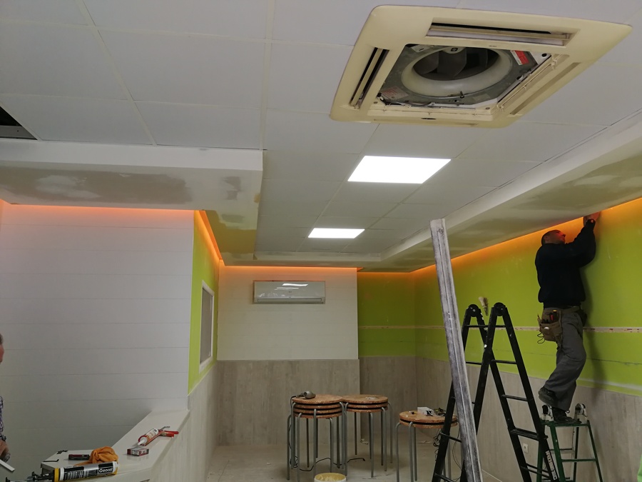 Instalación de iluminación perimetral