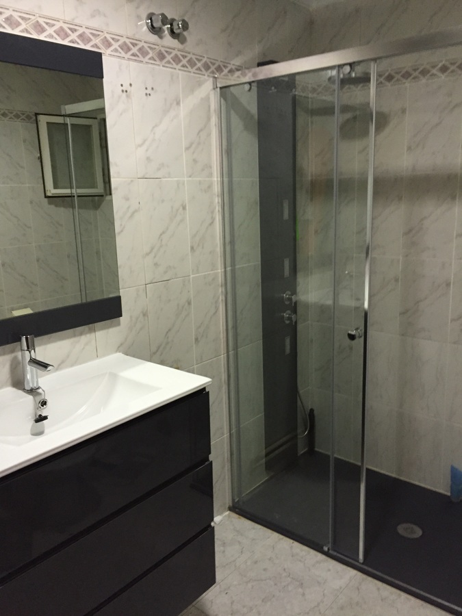 INSTALACION de muebles y cambio de bañera a plato ducha