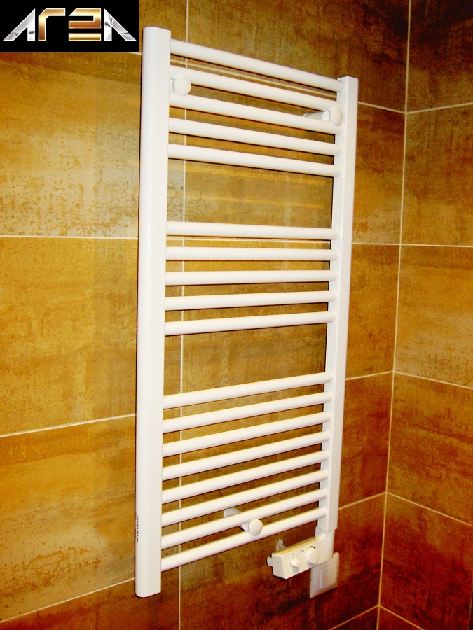 Instalación de radiador toallero