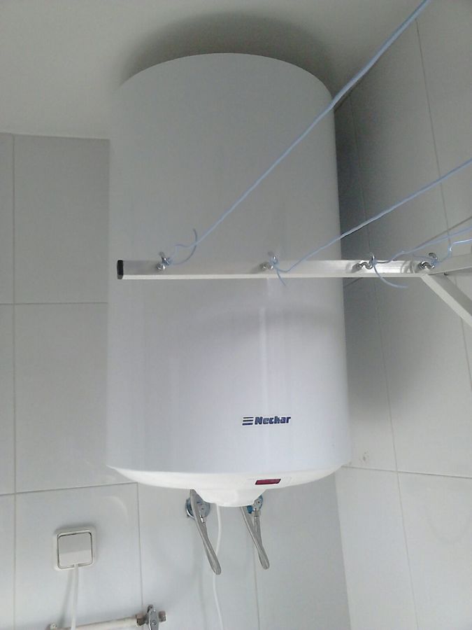 Instalación de termo eléctrico