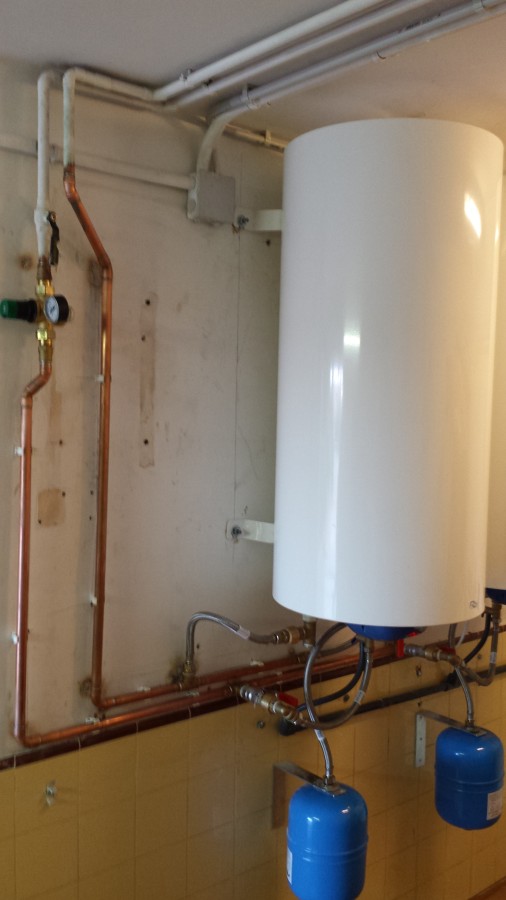 Instalación de termos eléctricos