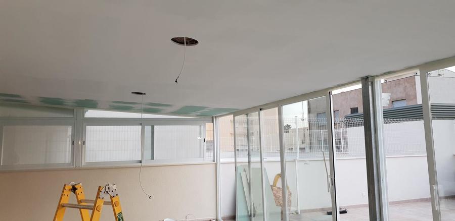 Instalación eléctrica y acabado techo