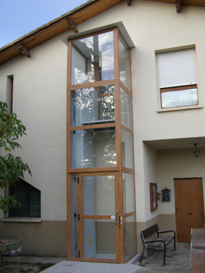 Instalacion exterior, cerramiento cristal