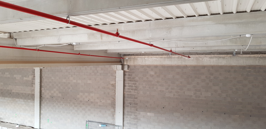 Instalación muelle de carga