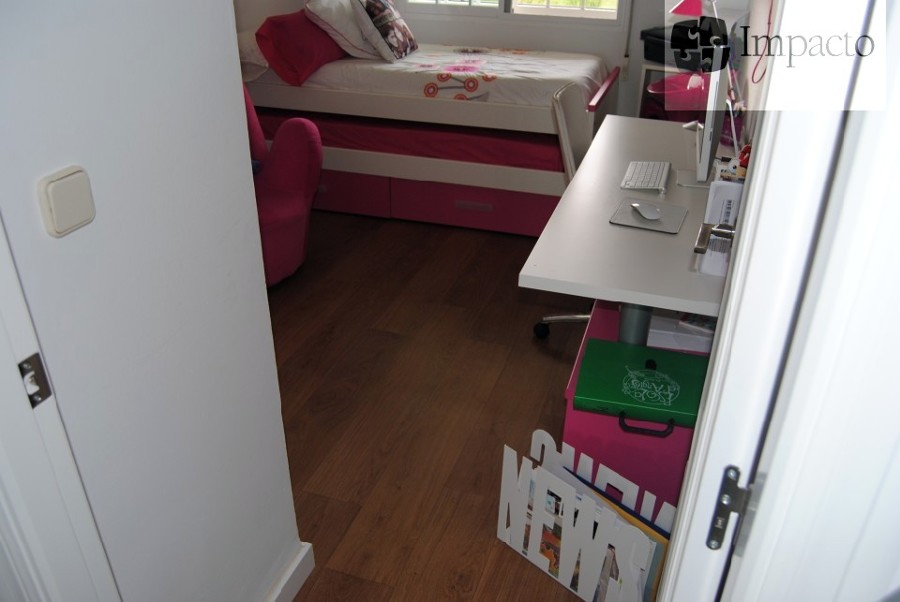 Instalacion Parquet, lacado puertas y rodapie