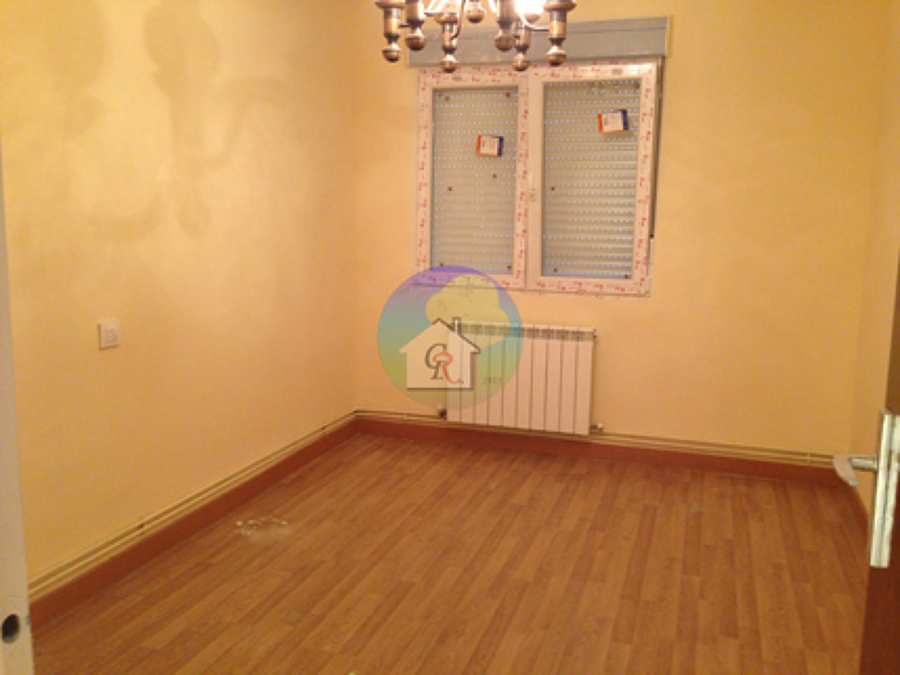 instalcion de calefaccion, cambio de ventanas y suelo