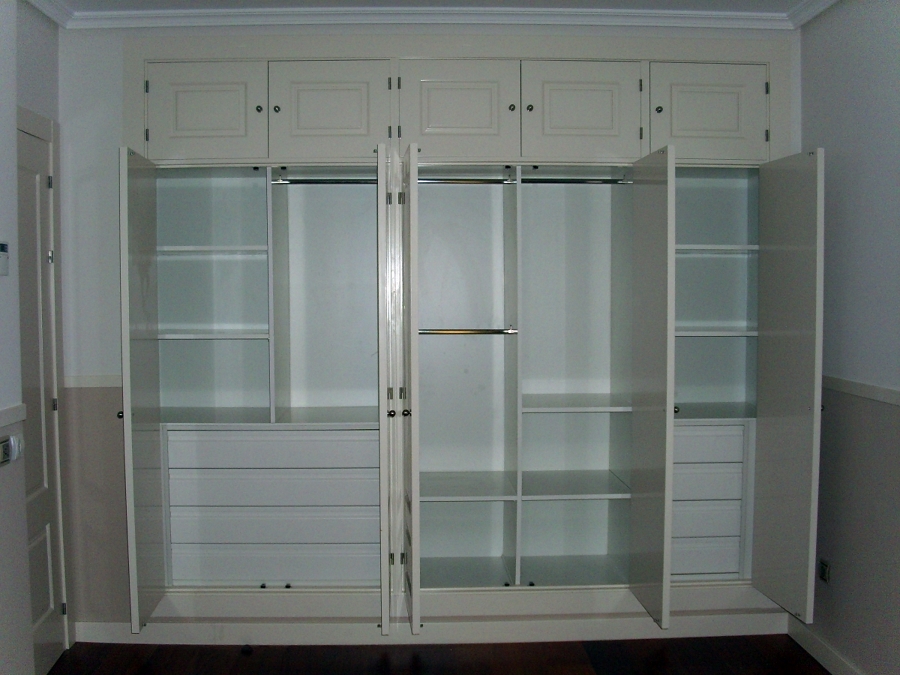 Interior armario blanco