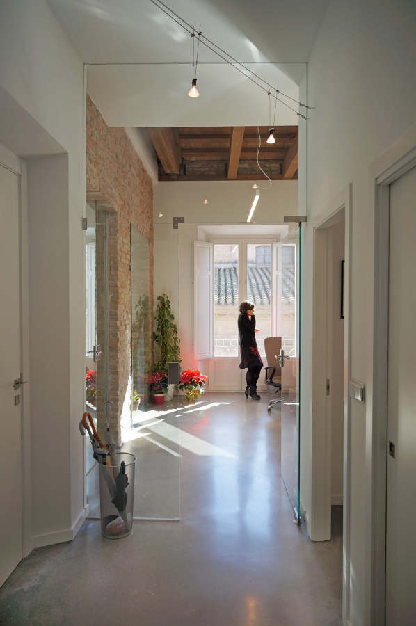 Interior del estudio rehabilitado