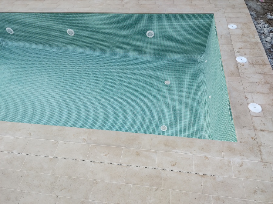 Interior del vaso revestido. Ocean Giava 3,6 x 3,6 cm de Reviglass.