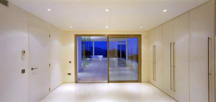 Interior, dormitorio