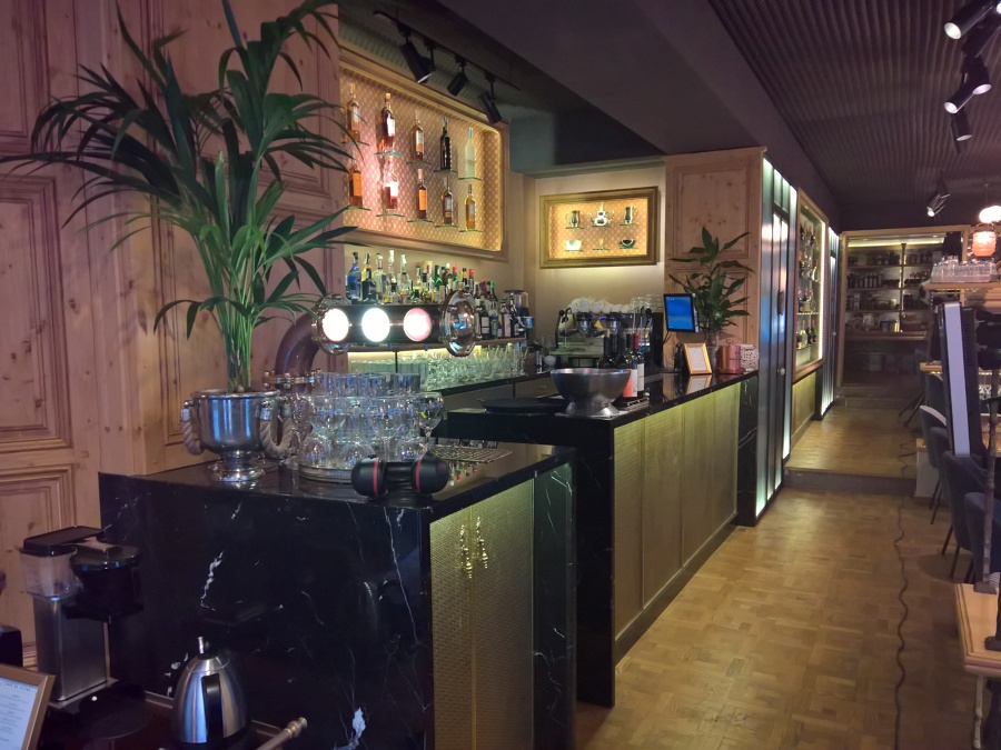 INTERIOR ESTABLECIMIENTO