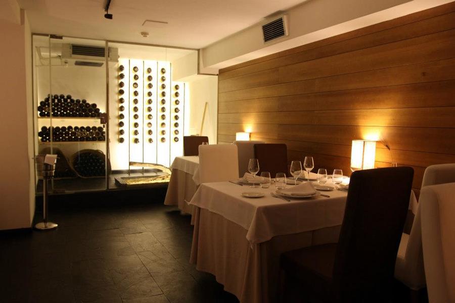 Interior Local. Vinoteca Planta baja