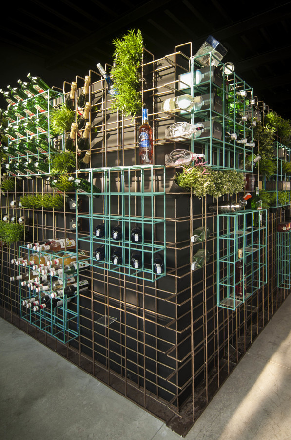 Interior Pub I love Recycled 