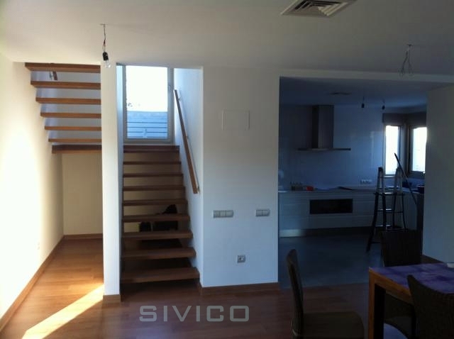 INTERIOR UNIFAMILIAR