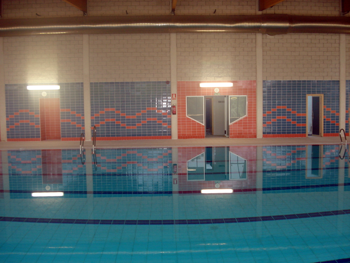 Interiores oiscina cubierta