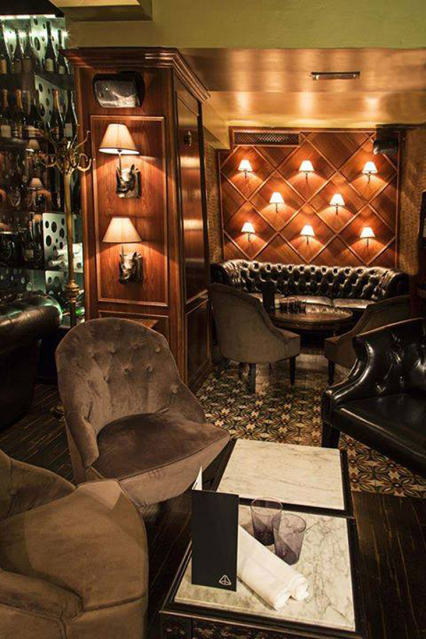 Interiorismo de un club en Madrid: A de Arzábal