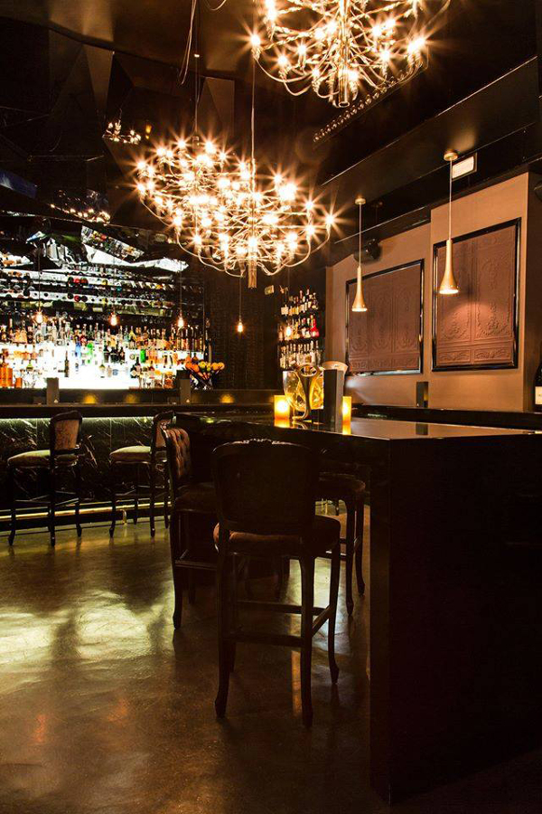 Interiorismo de un club en Madrid: A de Arzábal