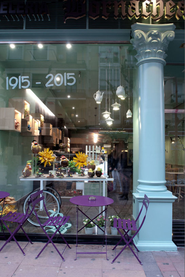 Interiorismo en un local centenario: Pastelería Bornaechea en Miranda de Ebro (Burgos)
