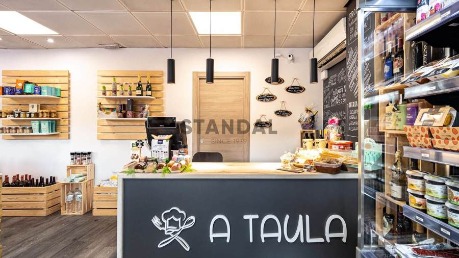 Interiorismo local comercial - Mostrador