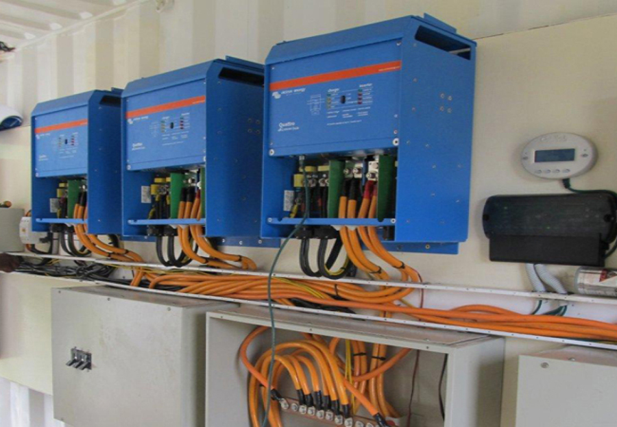 Inversores Victron multi