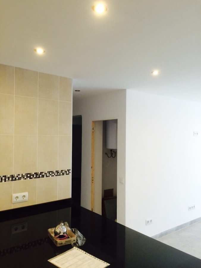 Isla cocina y comedor