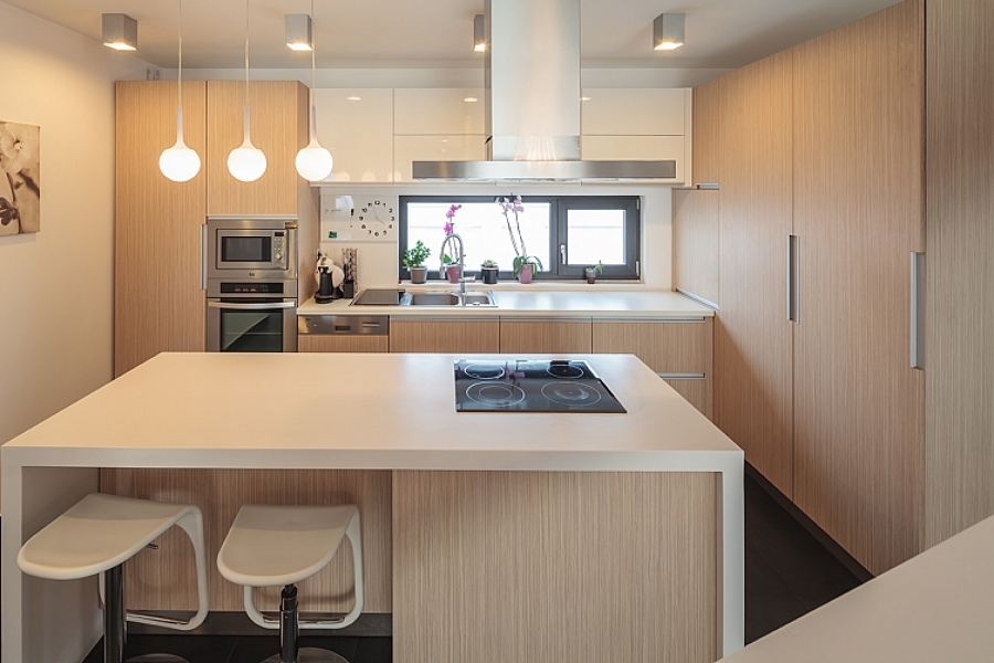 Isla con vitroceramica