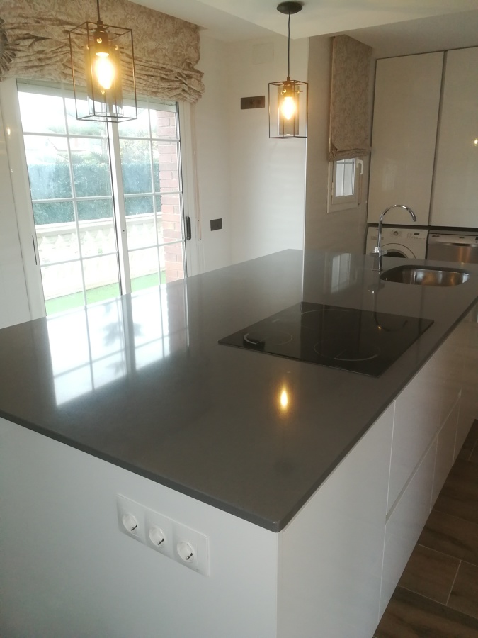 ISLA SILESTONE