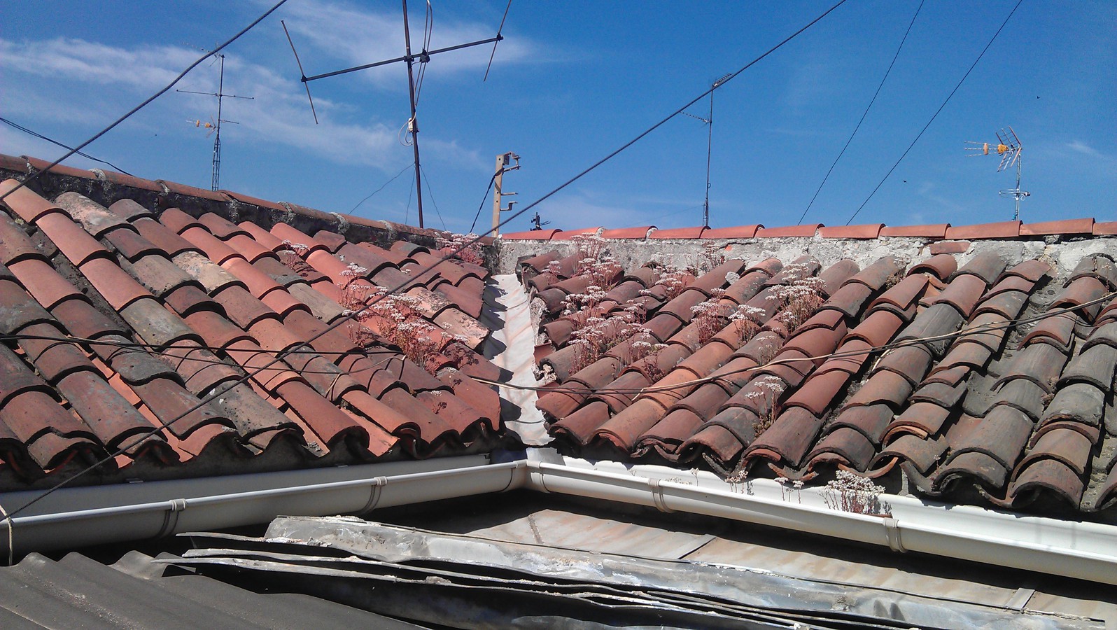 ITE - REPARACIÓN Y REFUERZO DE ESTRUCTURA DE CUBIERTA Y RETEJADO