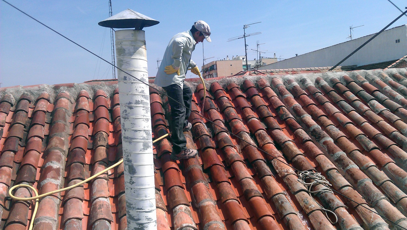 ITE - REPARACIÓN Y REFUERZO DE ESTRUCTURA DE CUBIERTA Y RETEJADO