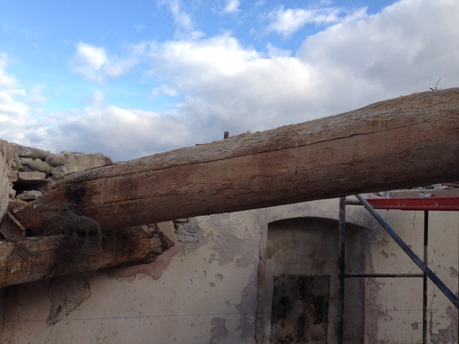 jácena a substituir