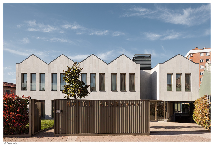 Jardín vertical para Hotel Araba