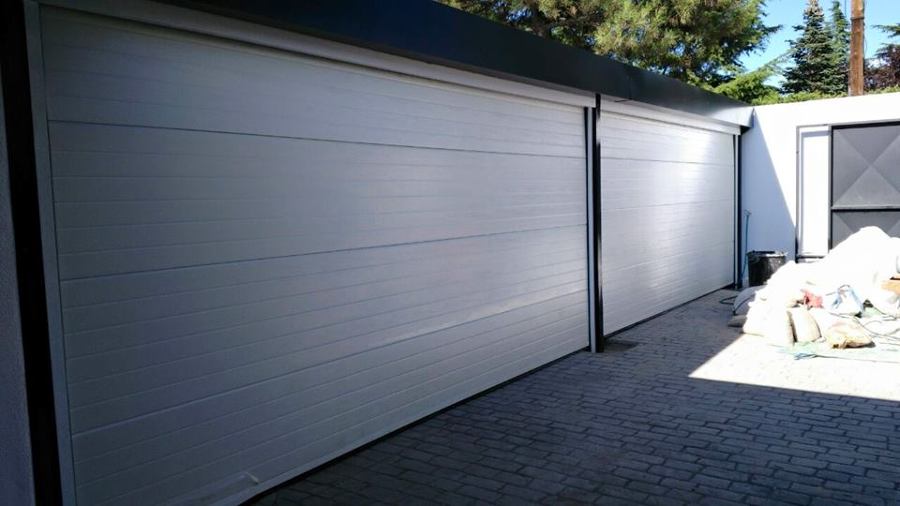 Juego de 2 seccionales y techado