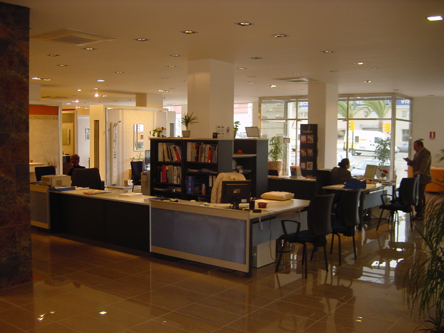 KERABEN TIENDAS, Málaga.