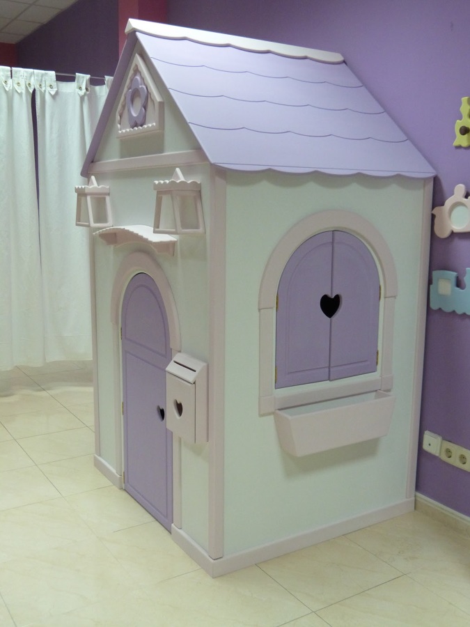 La casita de fresita.