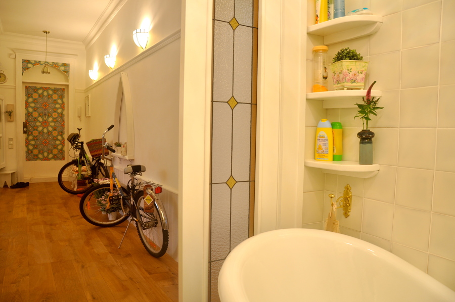 La entrada desde la bañera