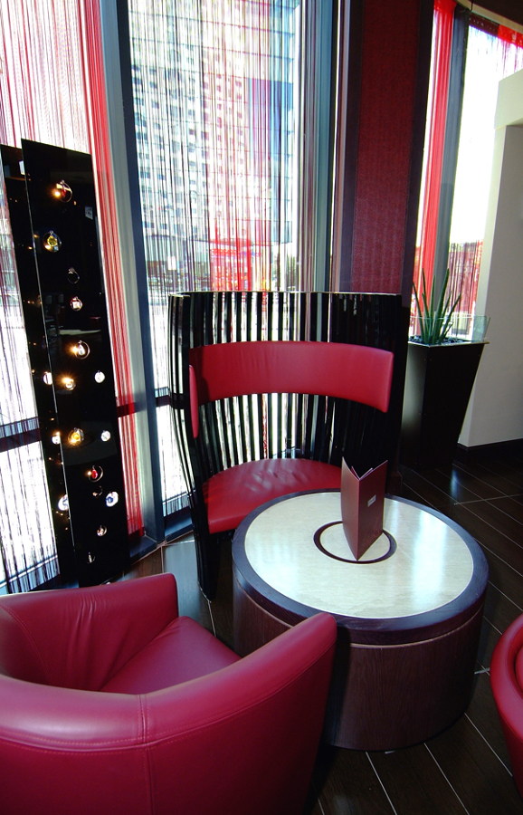 La Rocca Zona Barra Público Sentado 2