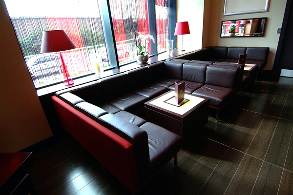 La Rocca Zona Barra Público Sentado 3