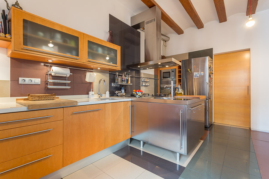 La separación entre cocina y comedor