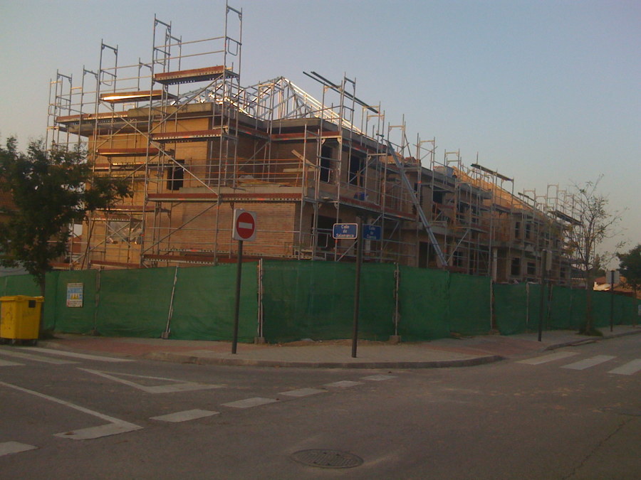 Lateral con andamios