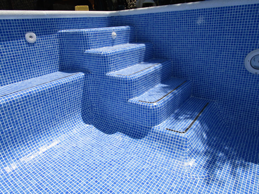 Lateral de la escalera.